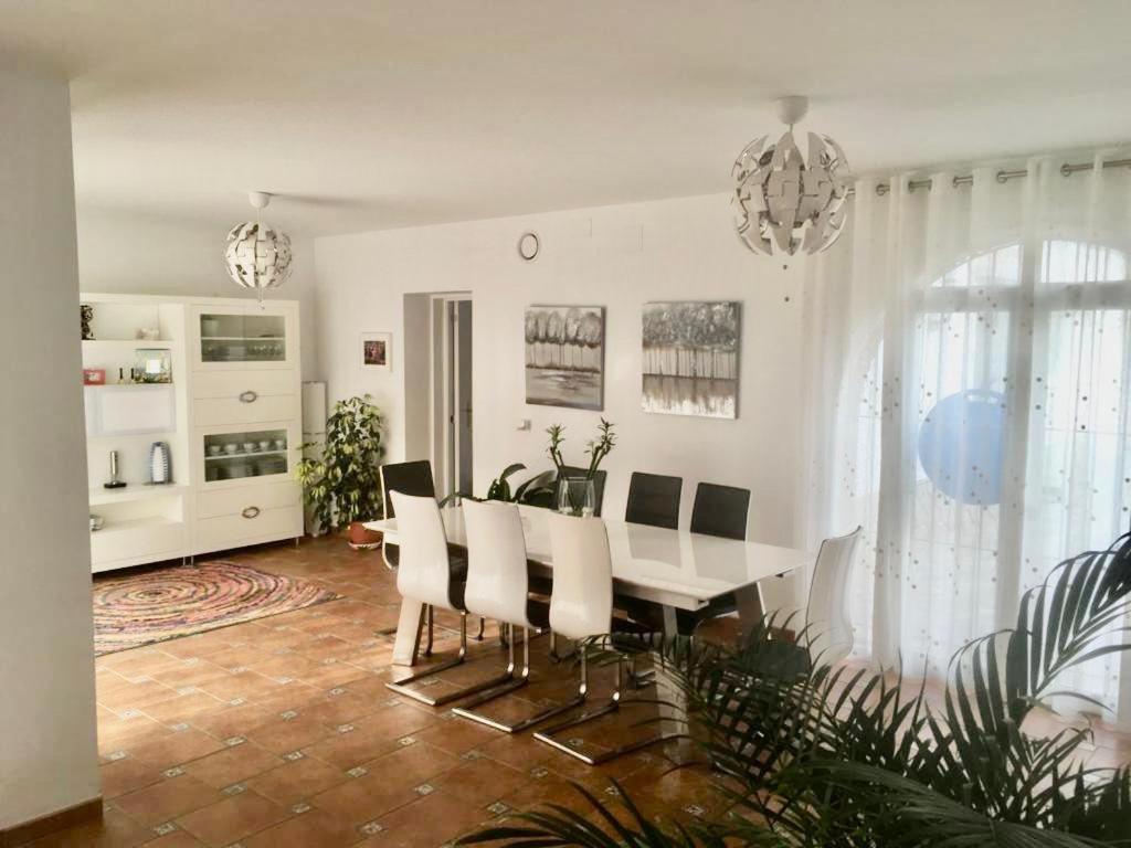 Villa Torrealta, 4000 M2 Кадис Екстериор снимка