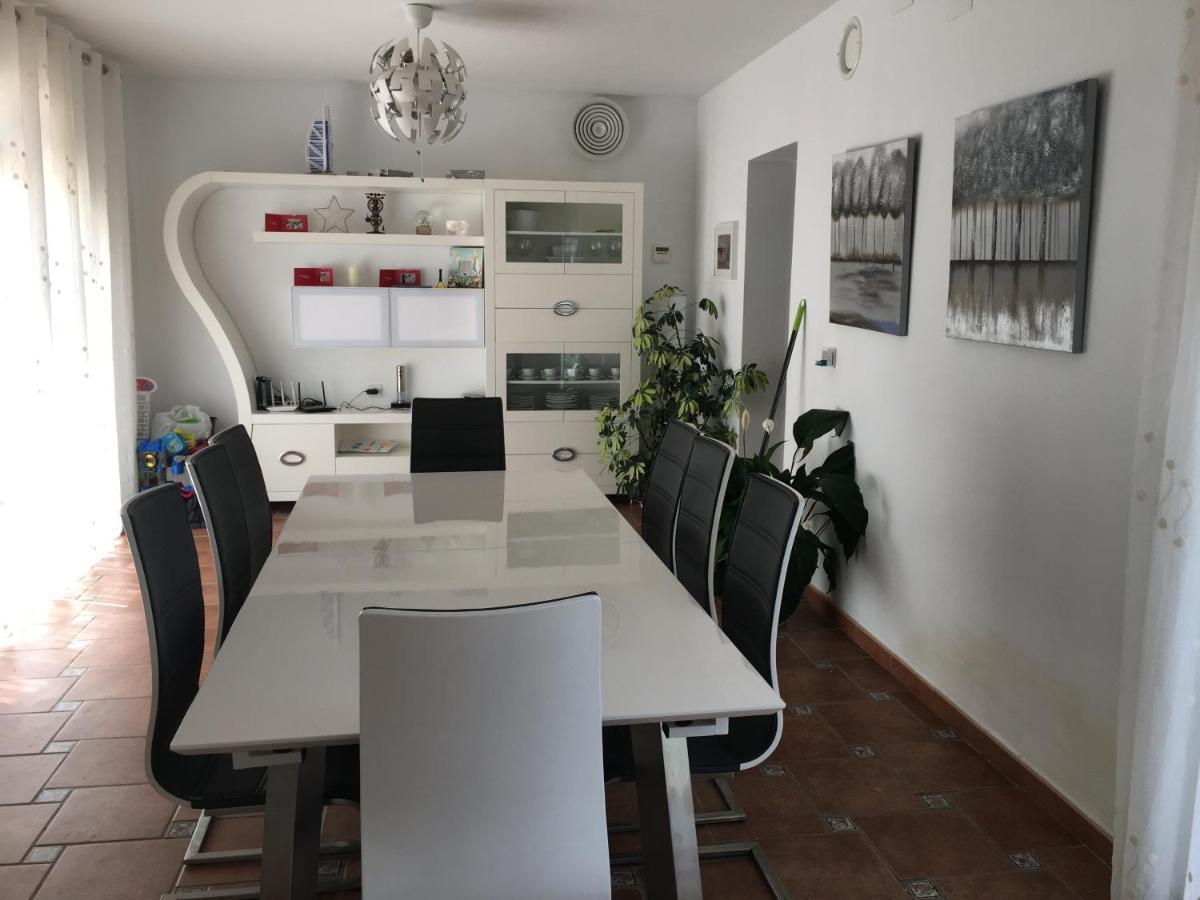 Villa Torrealta, 4000 M2 Кадис Екстериор снимка