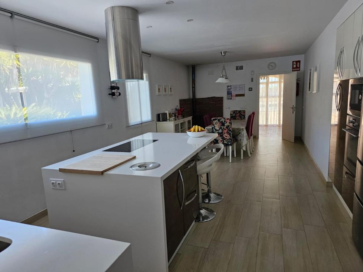 Villa Torrealta, 4000 M2 Кадис Екстериор снимка